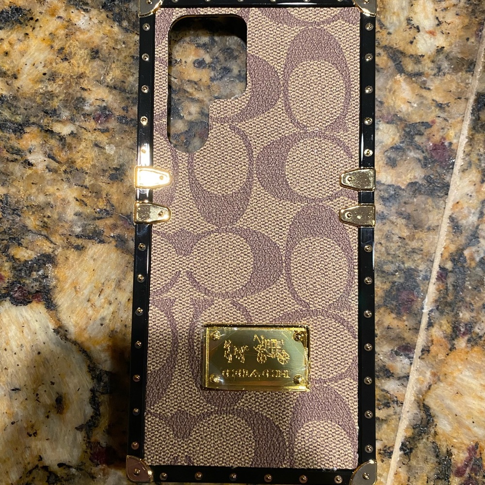 Phone Case for a Samsung Galaxy S22 Ultra